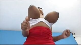 किन्नर Suzane डी Angelis कोंबडा शोषून आणि तिच्या भोक fucked नाही