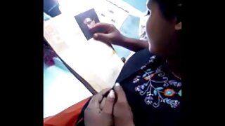 कामुक देवदूत Katarina Muti तिच्या घट्ट गुदद्वारासंबंधीचा भोक मध्ये एक मोठा कोंबडा घेते