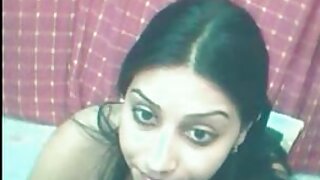 लहान आबनूस कोंबडी सारा बँक्स चांगले संपन्न स्टड द्वारे कठीण fucked आहे